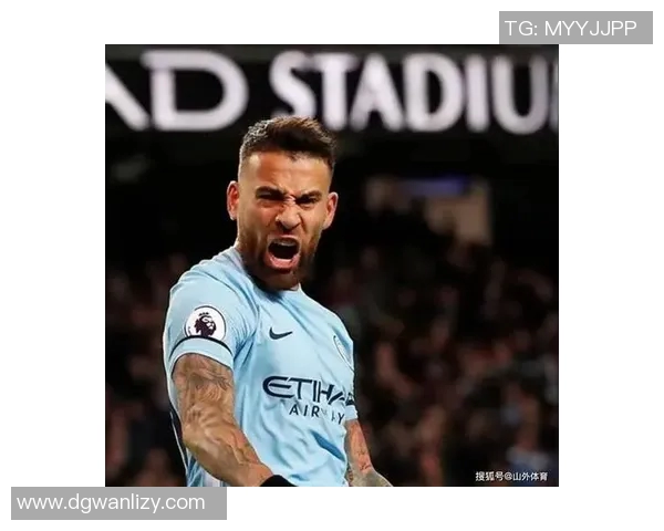 足球明星魅力四射为何备受女性青睐揭秘他们的吸引力与魅力来源 足球明星魅力四射为何备受女性青睐揭秘他们的吸引力与魅力来源