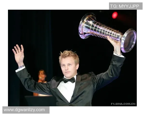 钻石联赛特别报道:上海网球队拼搏历程与荣耀瞬间的深度回顾 钻石联赛特别报道:上海网球队拼搏历程与荣耀瞬间的深度回顾