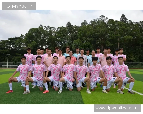 大运会足球明星揭晓谁将成为赛场上的焦点和英雄