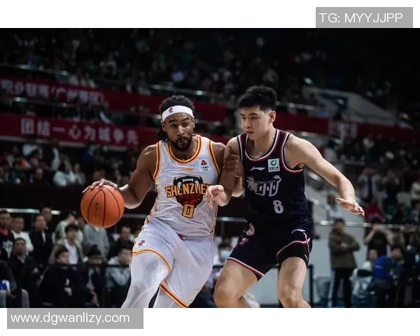深入分析深圳篮球队阵地战战术特点与执行策略
